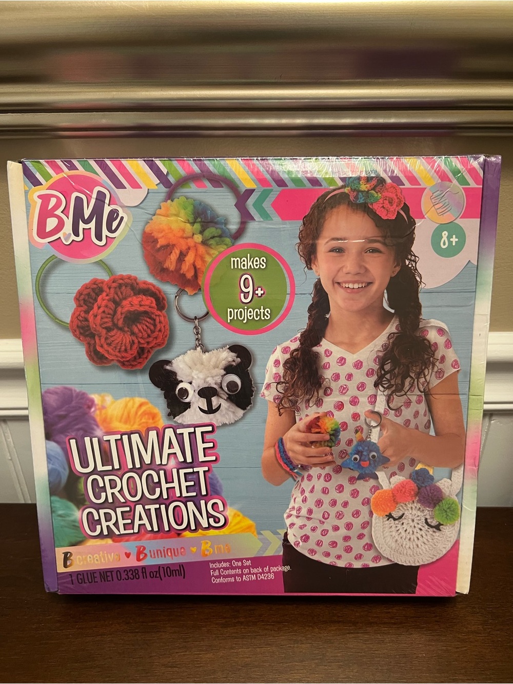 New in box BMe Essentials Ultimate Crochet Creations Kids Craft Kit — Multicolor